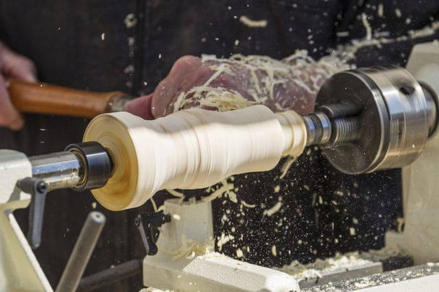Best Wood Lathe Reviews and Buying Guide 2019 6